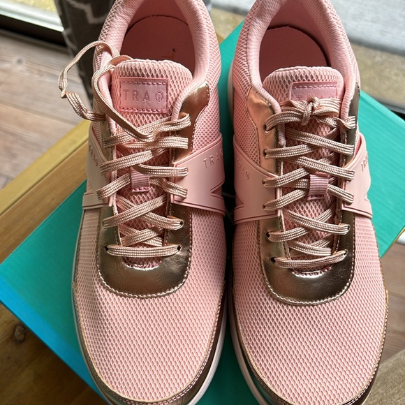 New Qarma by traq for alegria size 42 us 12 pink - Picture 3 of 9